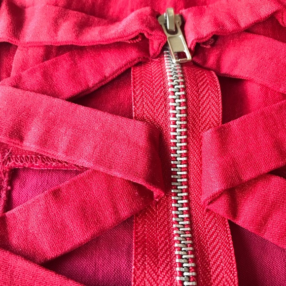 🔥 Body Central Peplum Bodycon Dress 🔥 - Picture 8 of 8